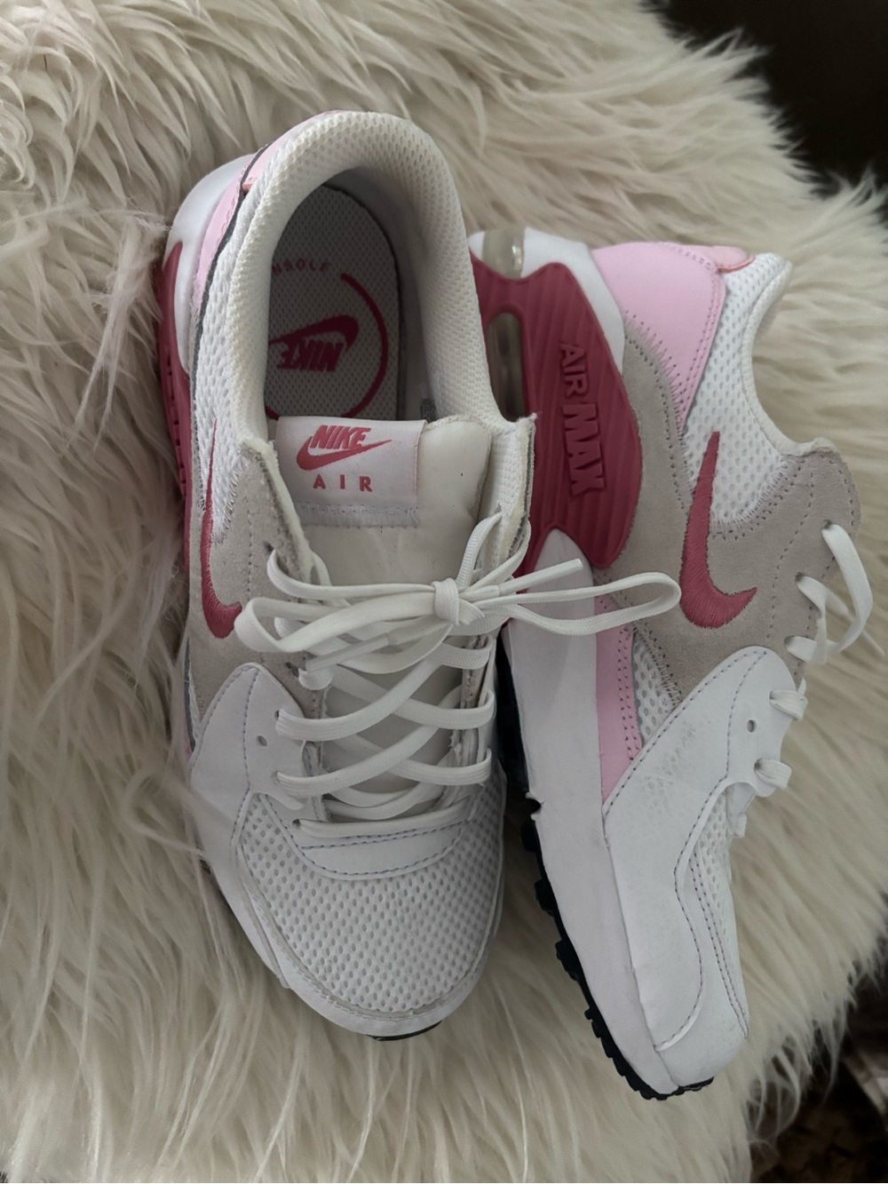 Nike Air Max Women's White and Pink Athletic Sneakers